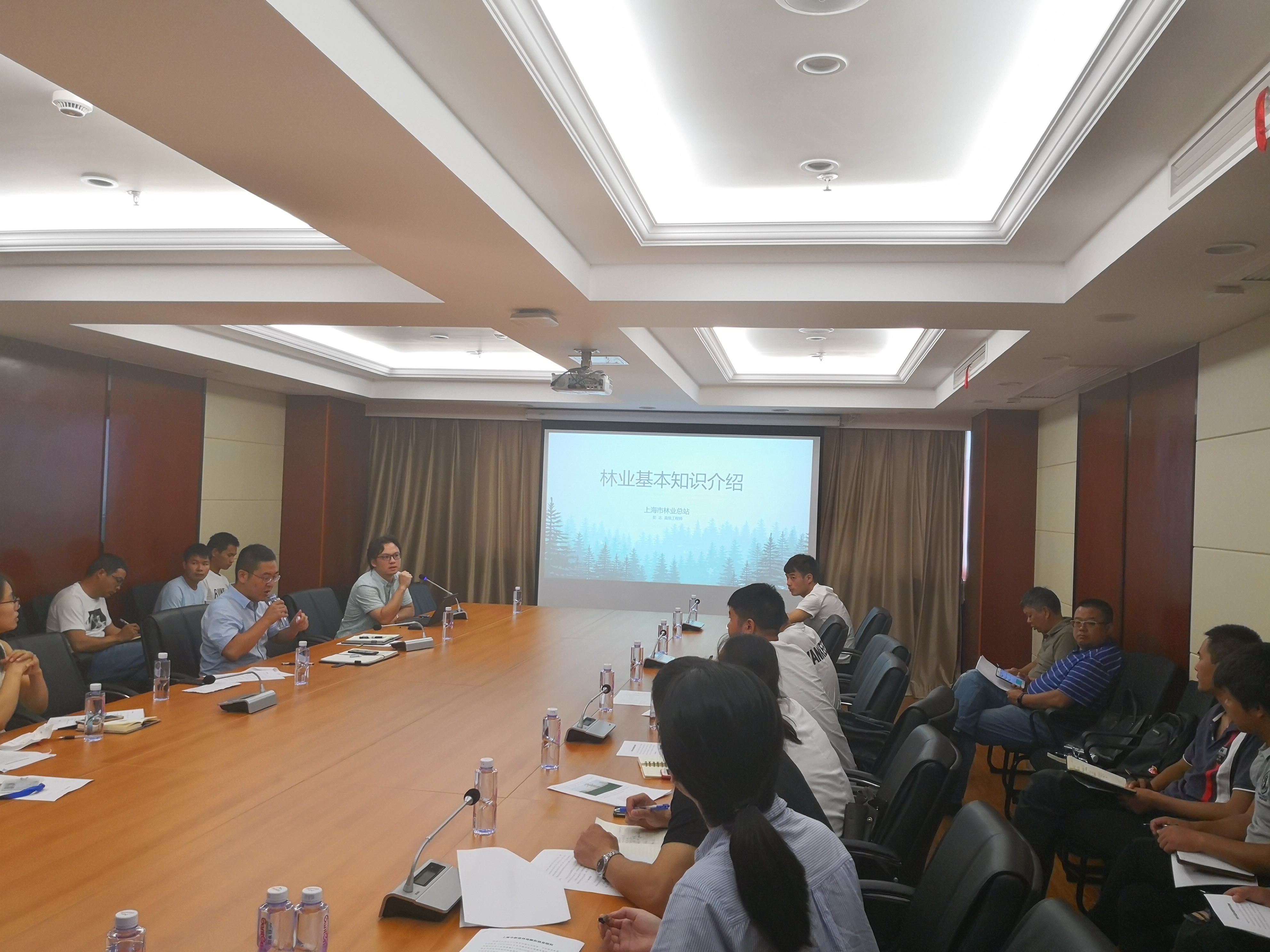 D:\信息报送\行业要闻\2017.4\我市开展上海市新造林地面积核查技术培训2.jpg D:\信息报送\行业要闻\2017.4\我市开展上海市新造林地面积核查技术培训2.jpg
